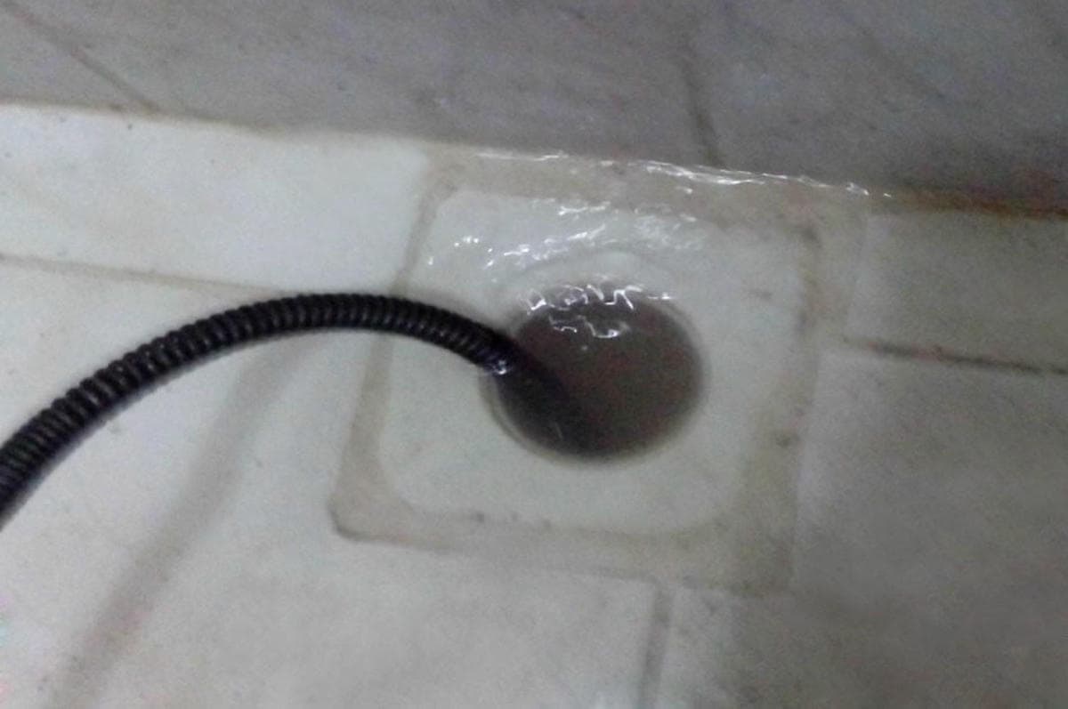 Banyo süzgeci açma
