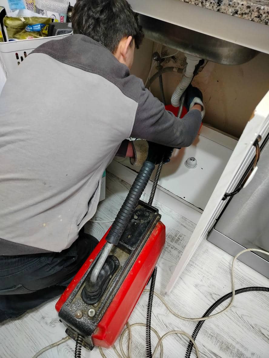 Tuzla lavabo kaçağı